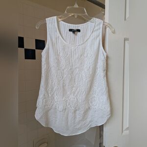 NWOT White Lace Overlay Sleeveless Top Size S